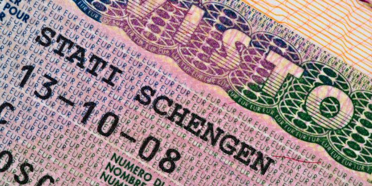 1527586365 short term visa for italy news item slider t1527586365 1